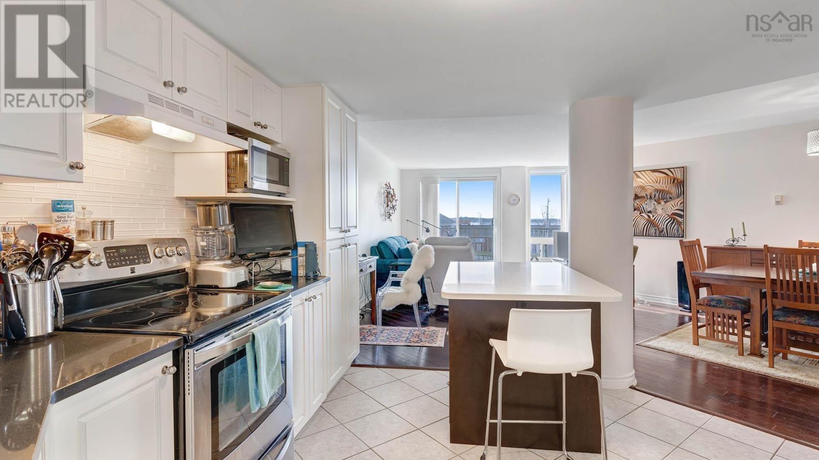 308 40 Regency Park Drive, #308