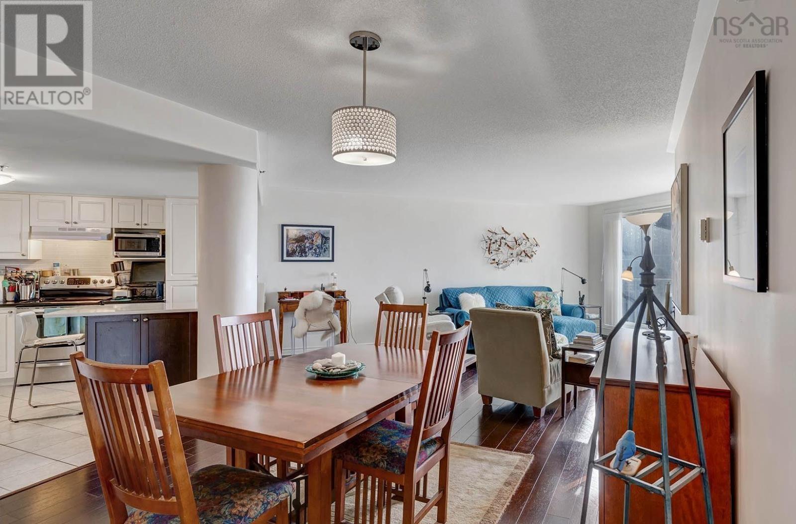 308 40 Regency Park Drive, #308