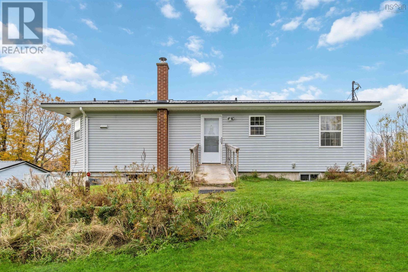 2408 Victoria Road