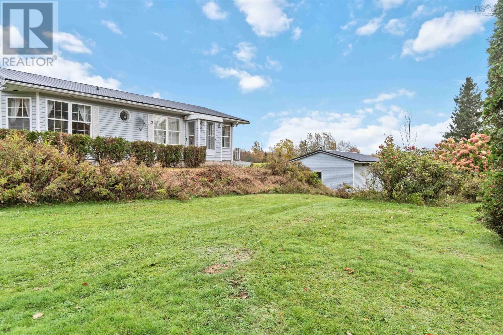2408 Victoria Road