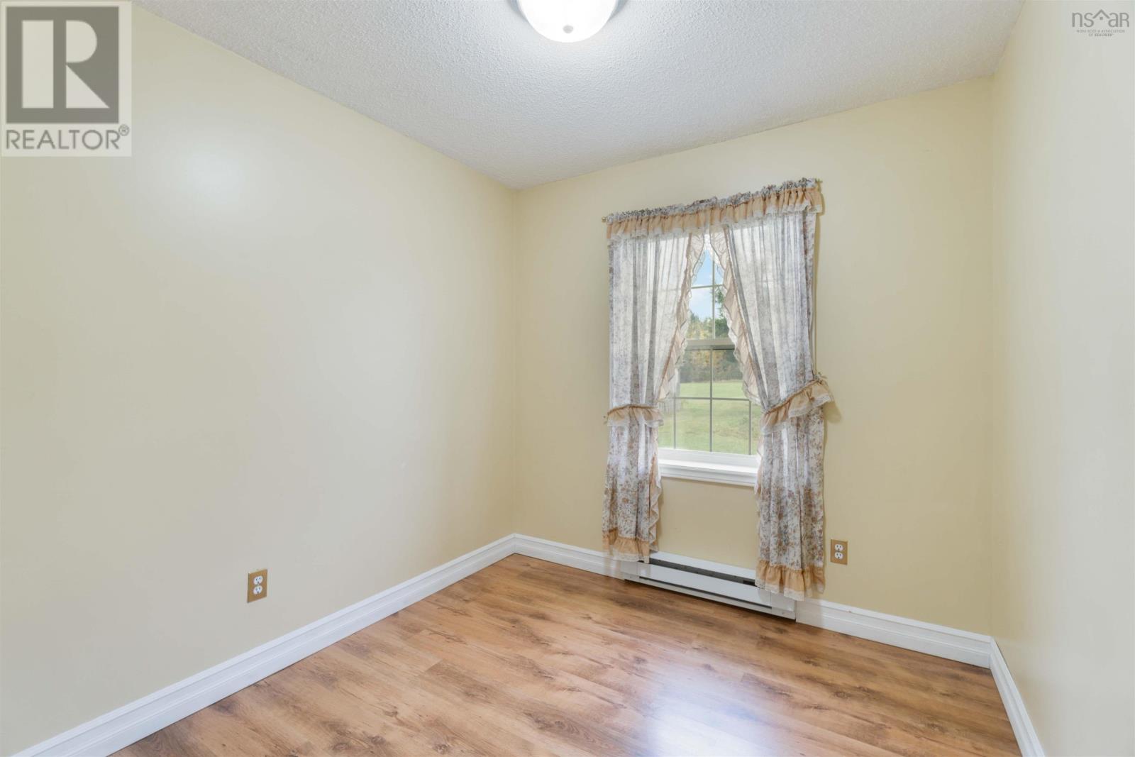 2408 Victoria Road