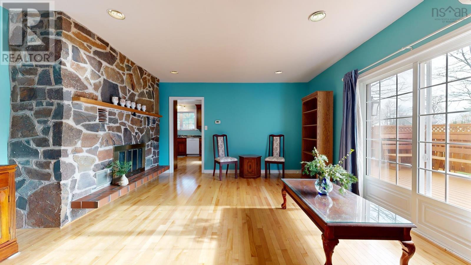 2 Blossom Drive