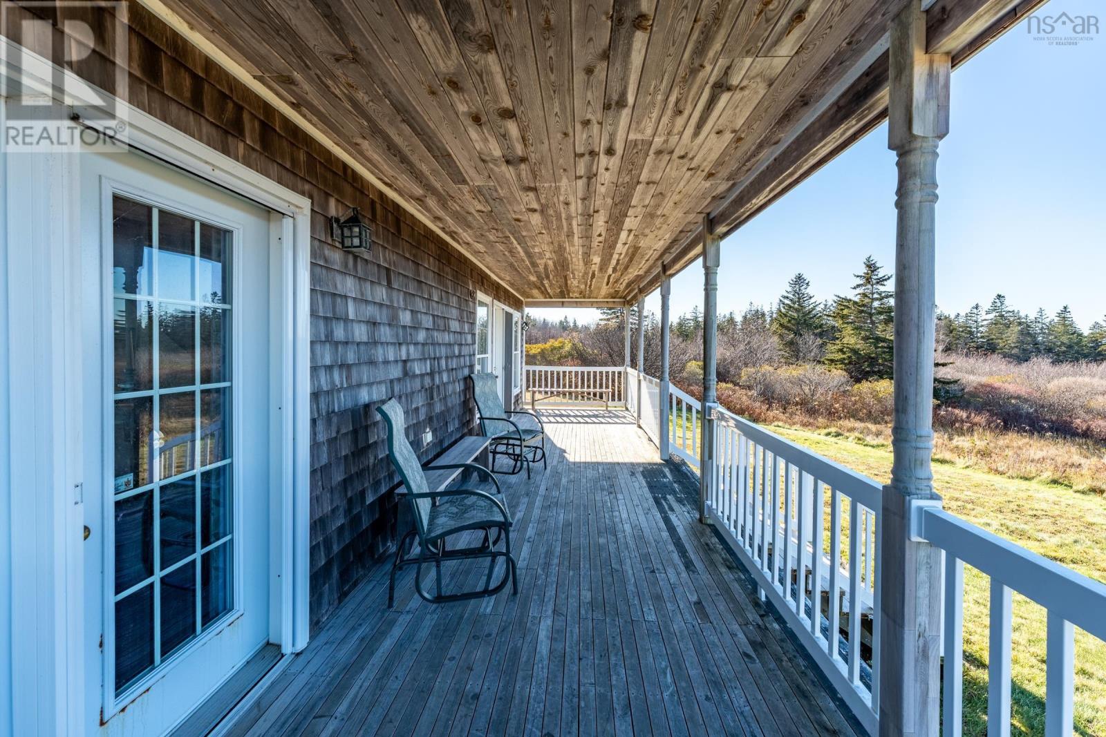 885 Fort Point Road