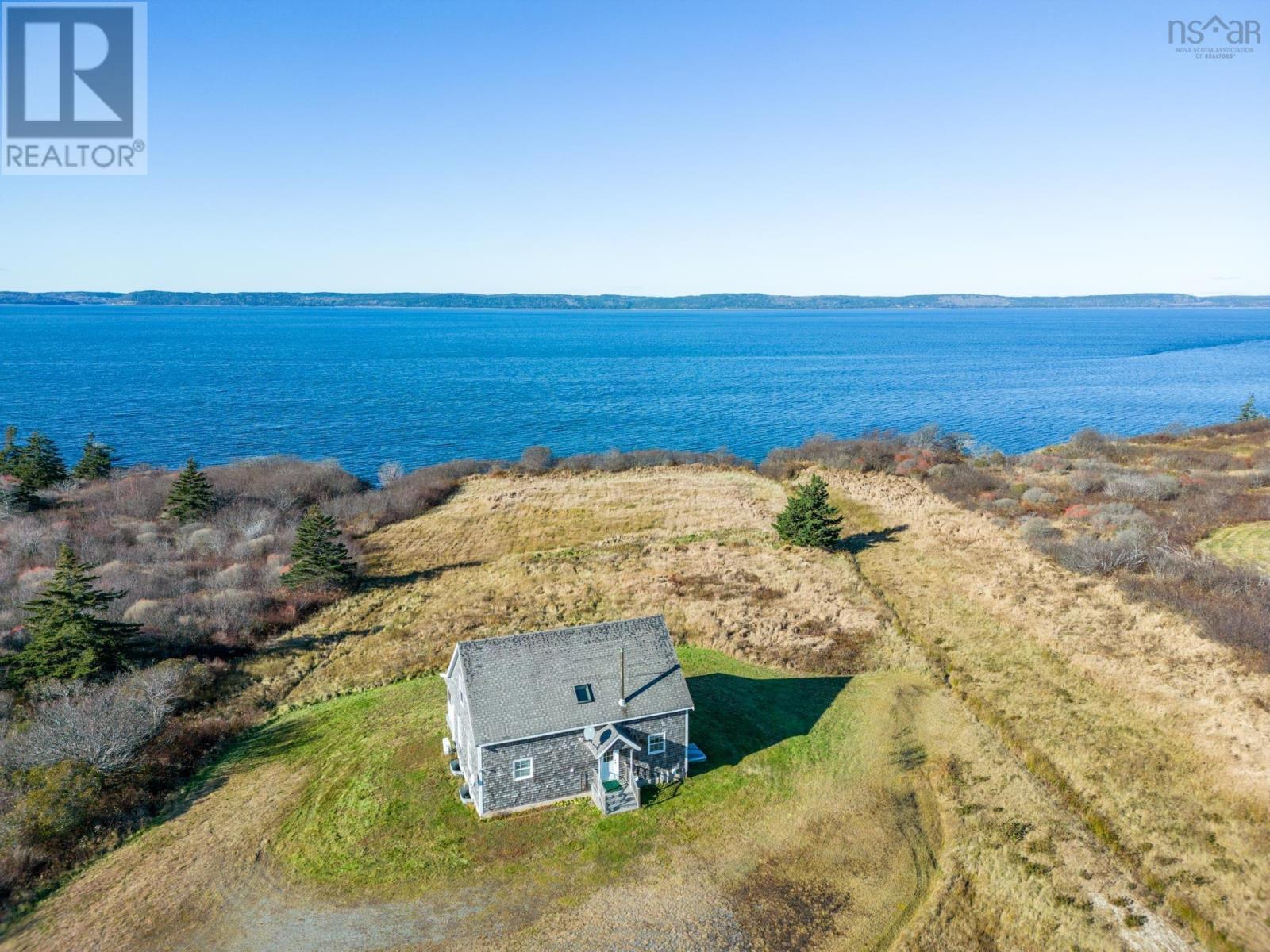 885 Fort Point Road