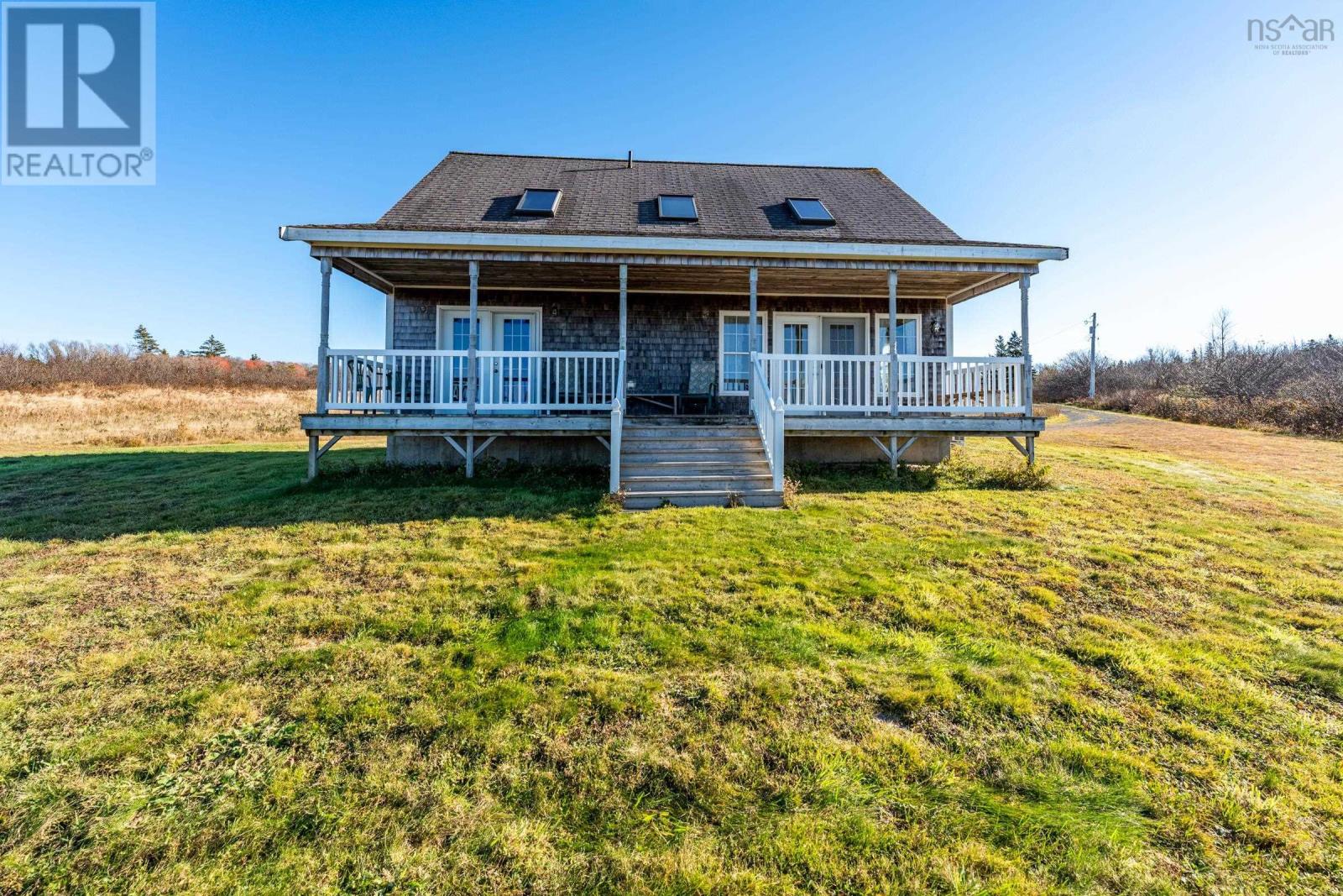 885 Fort Point Road