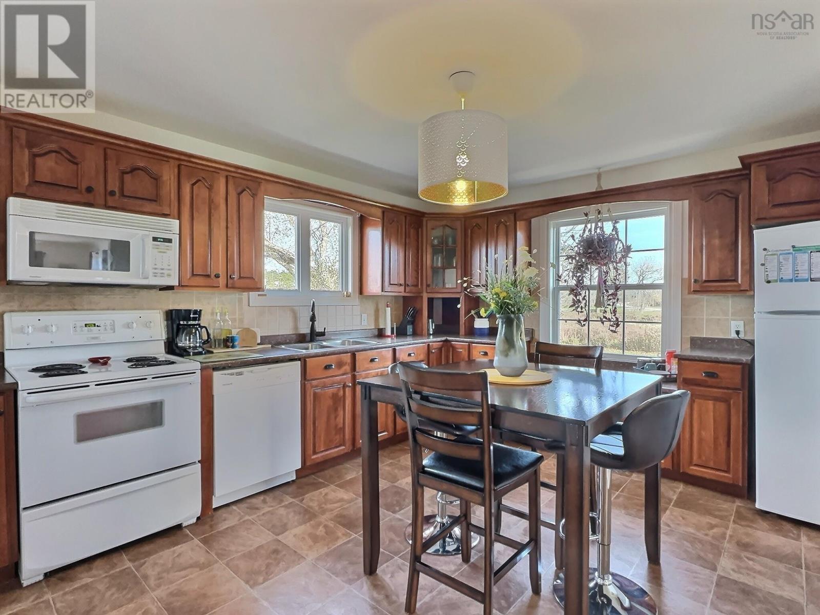 950 Salmon River Road