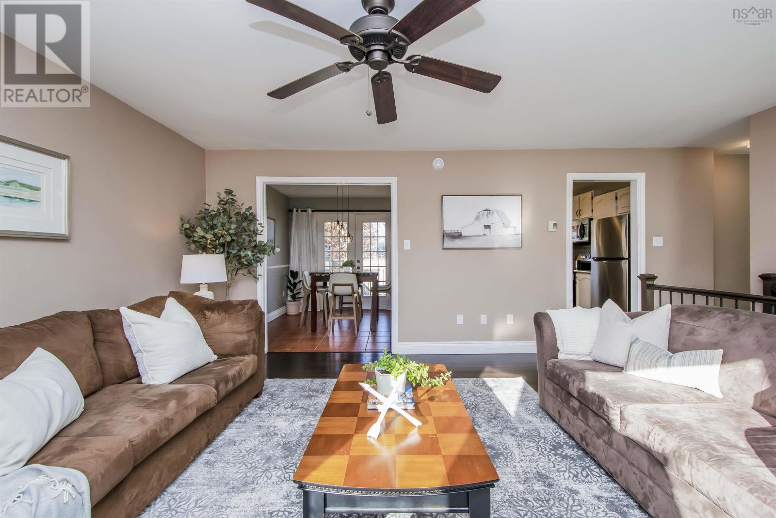 106 Ashdale Crescent