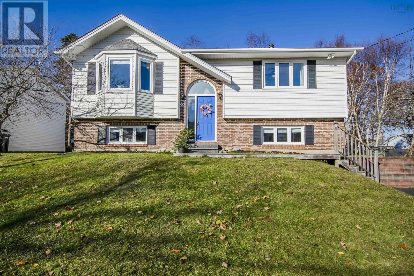 106 Ashdale Crescent