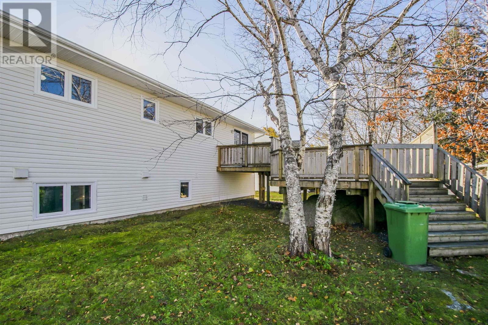 106 Ashdale Crescent
