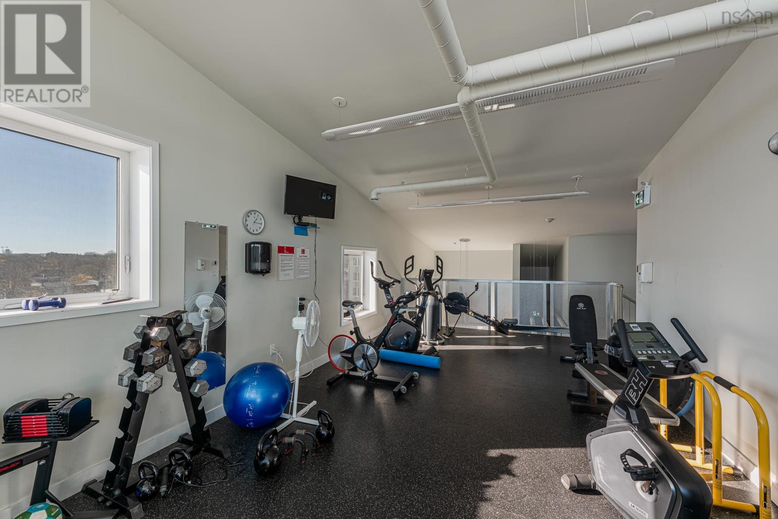 120 5662 Roberts Street, #120