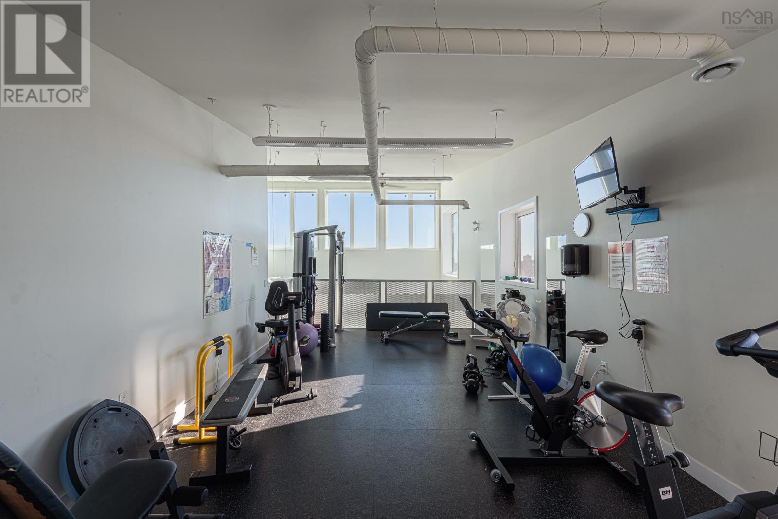 120 5662 Roberts Street, #120