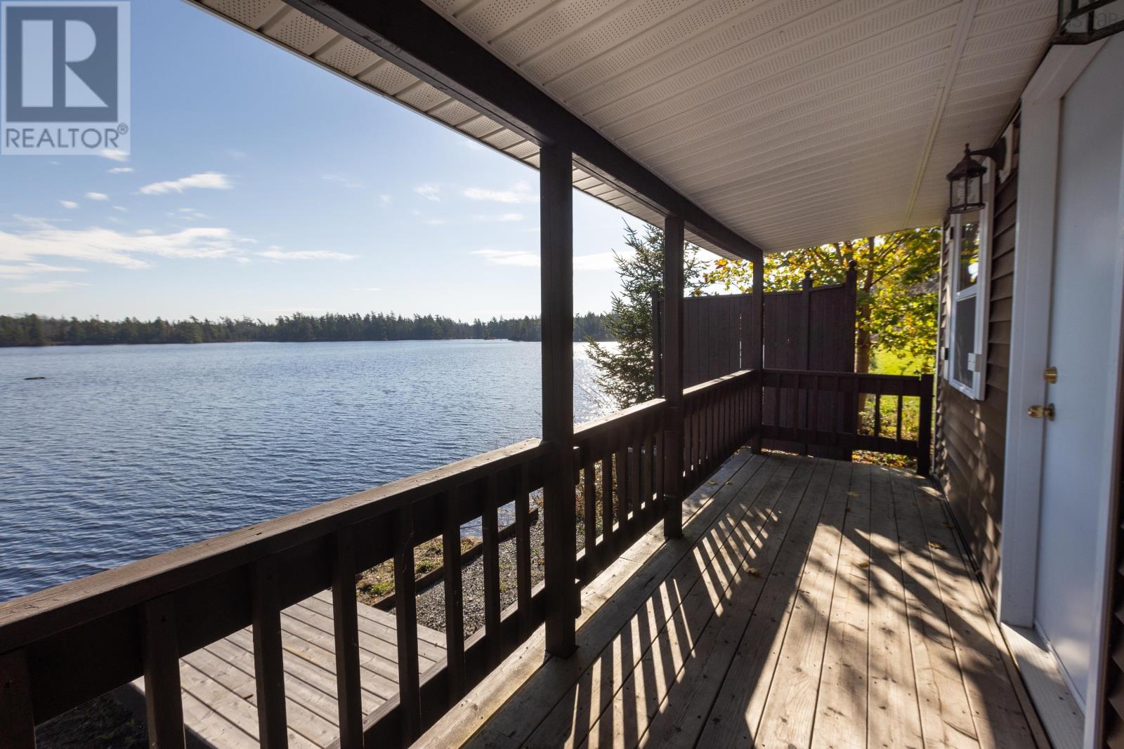 546 East Uniacke Road