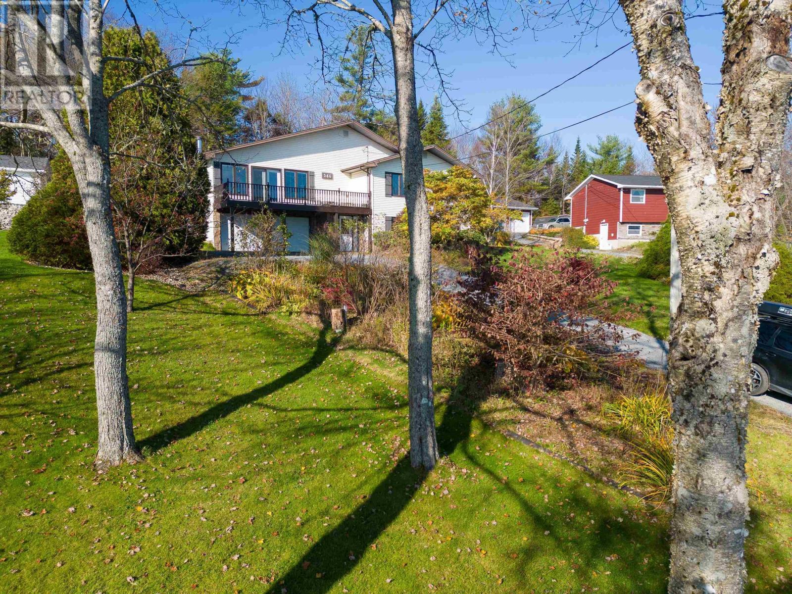 546 East Uniacke Road