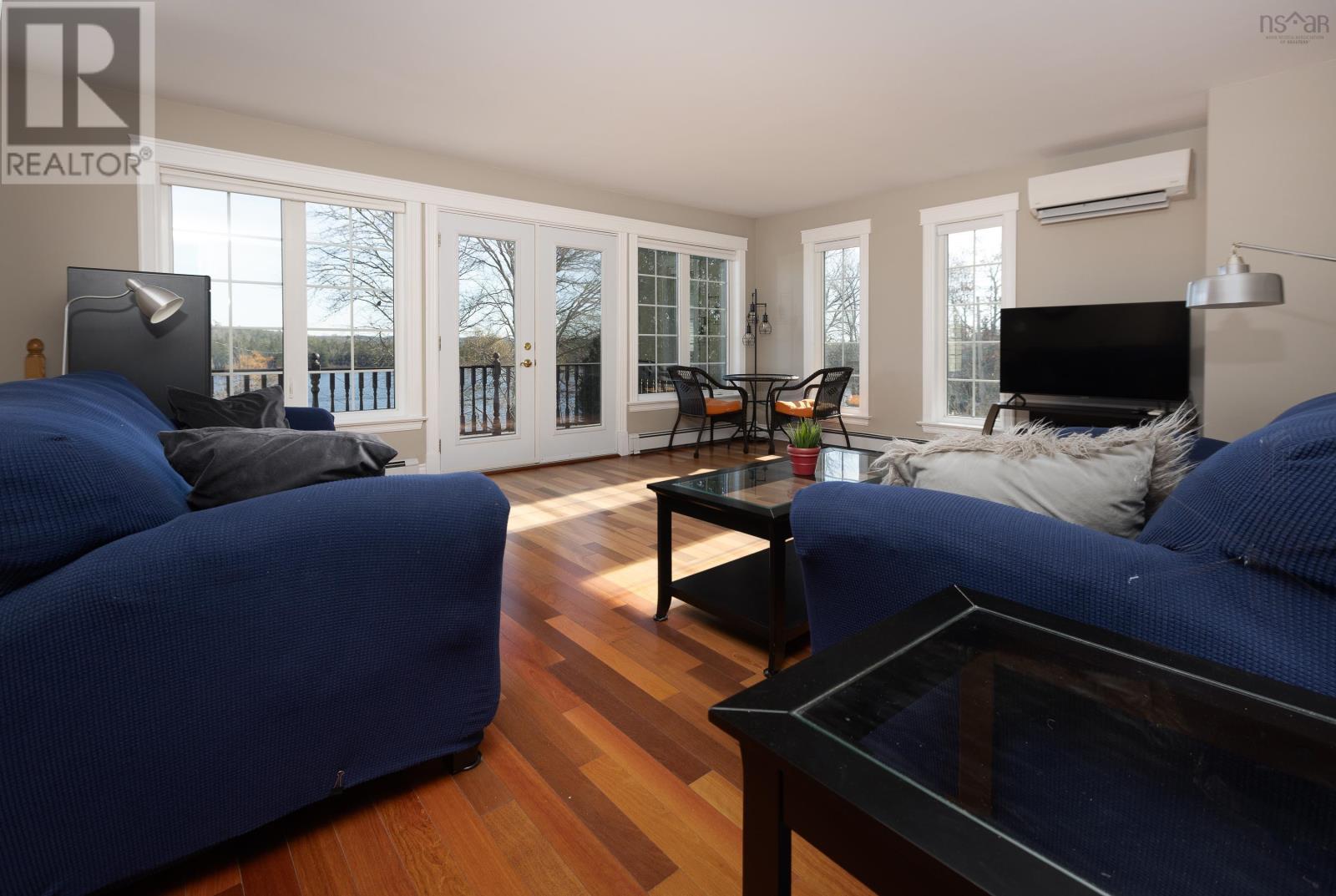 546 East Uniacke Road