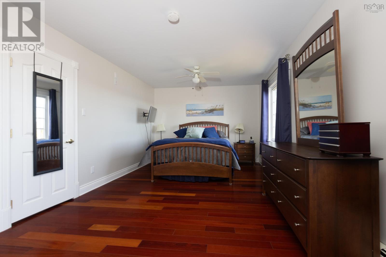 546 East Uniacke Road