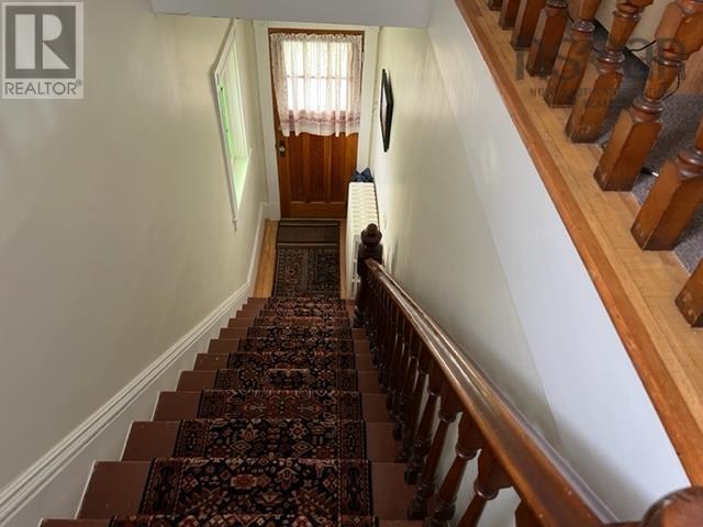 23/24 Hospital Road