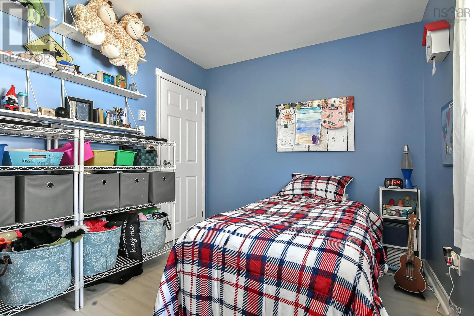 7 Robert Scott Drive