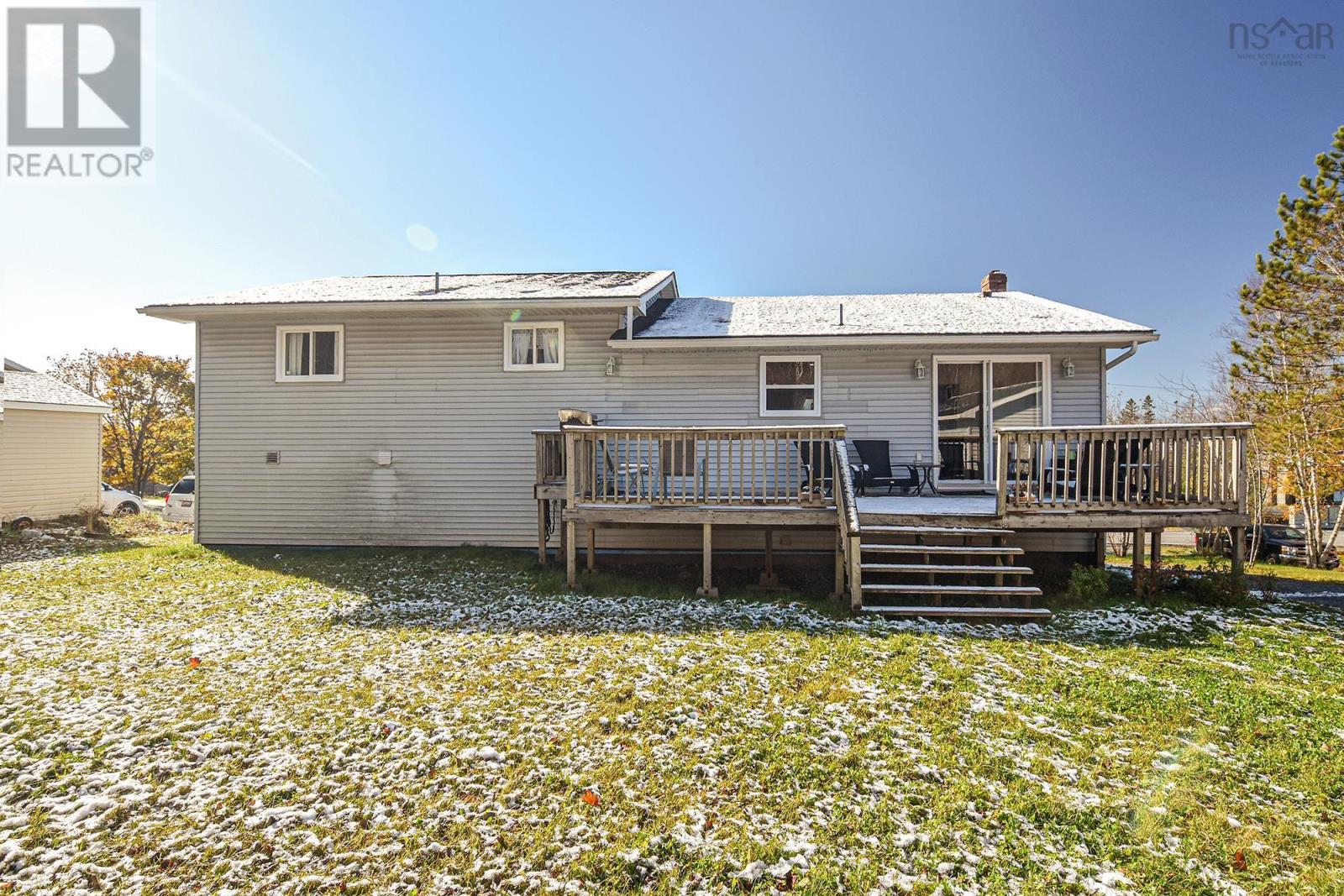 7 Robert Scott Drive