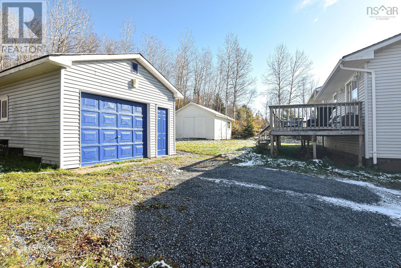 7 Robert Scott Drive