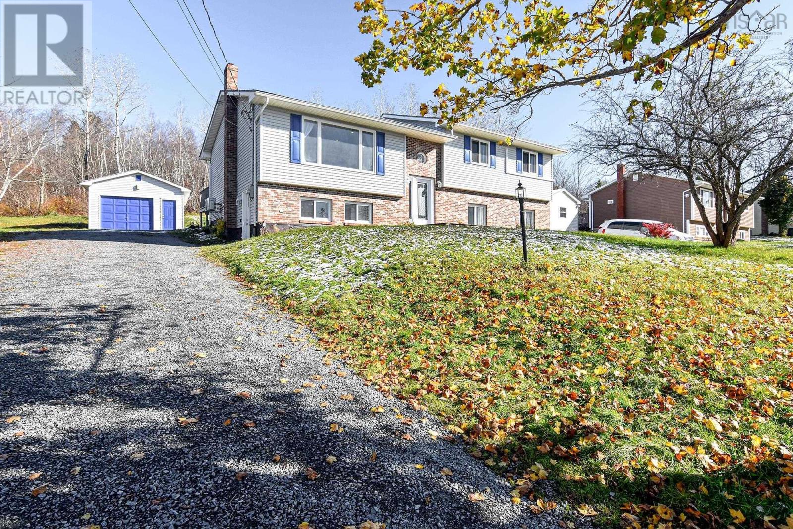 7 Robert Scott Drive