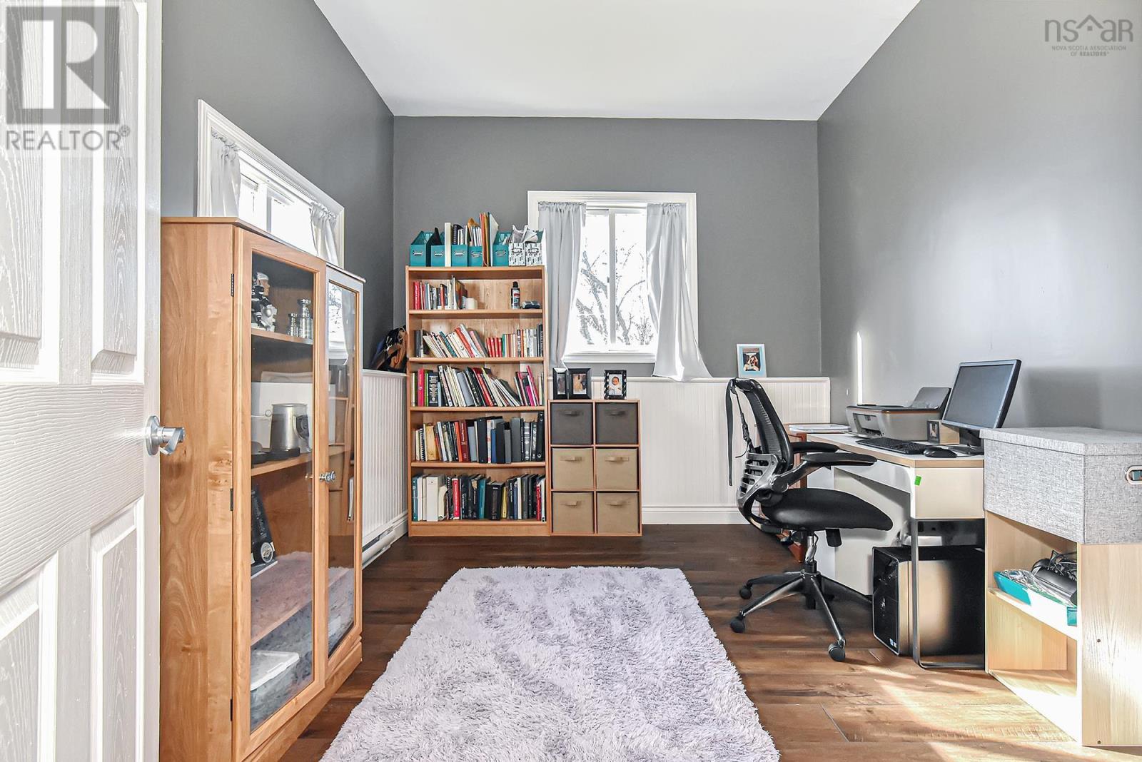 7 Robert Scott Drive