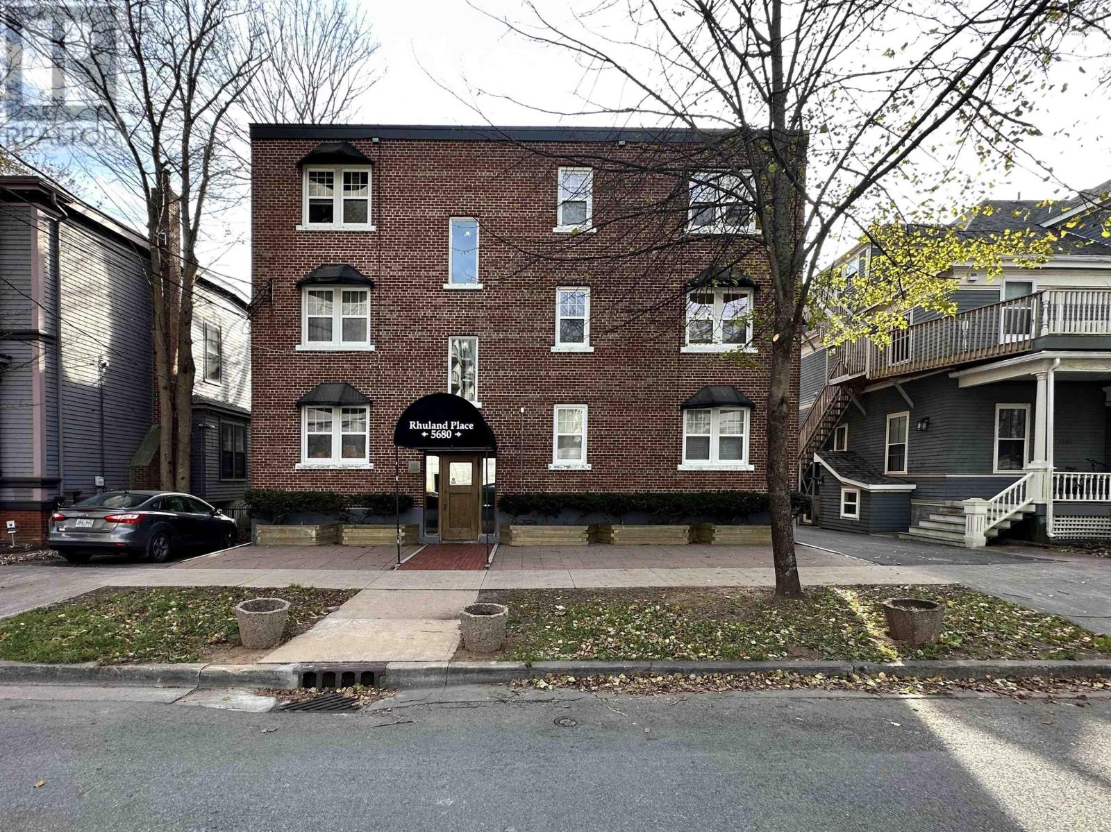 7 5680 Rhuland Street, #7
