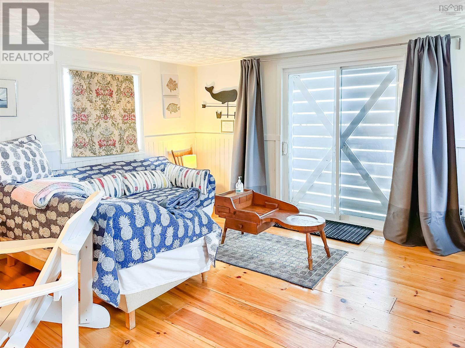 6 Cottage Lane