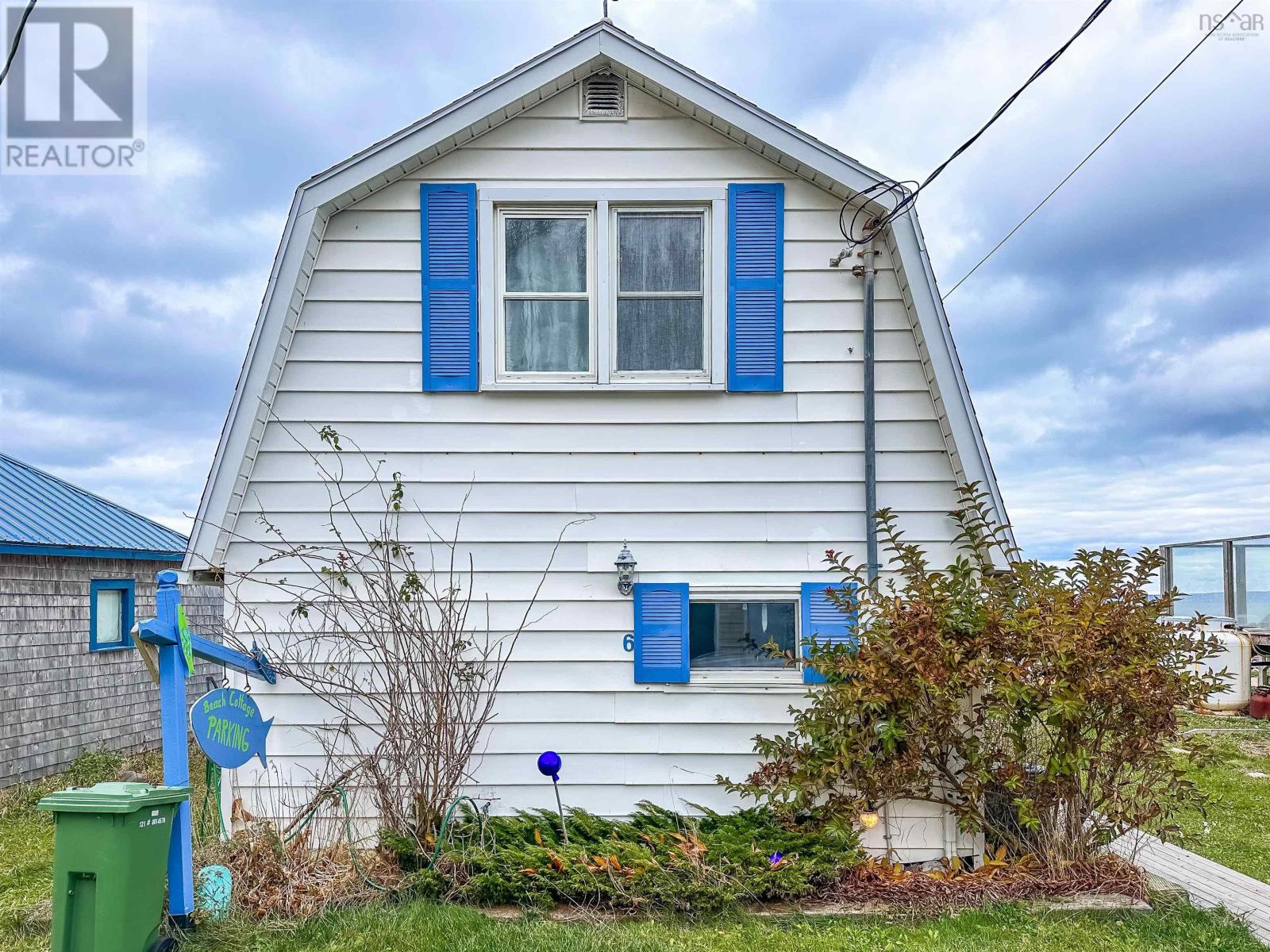 6 Cottage Lane