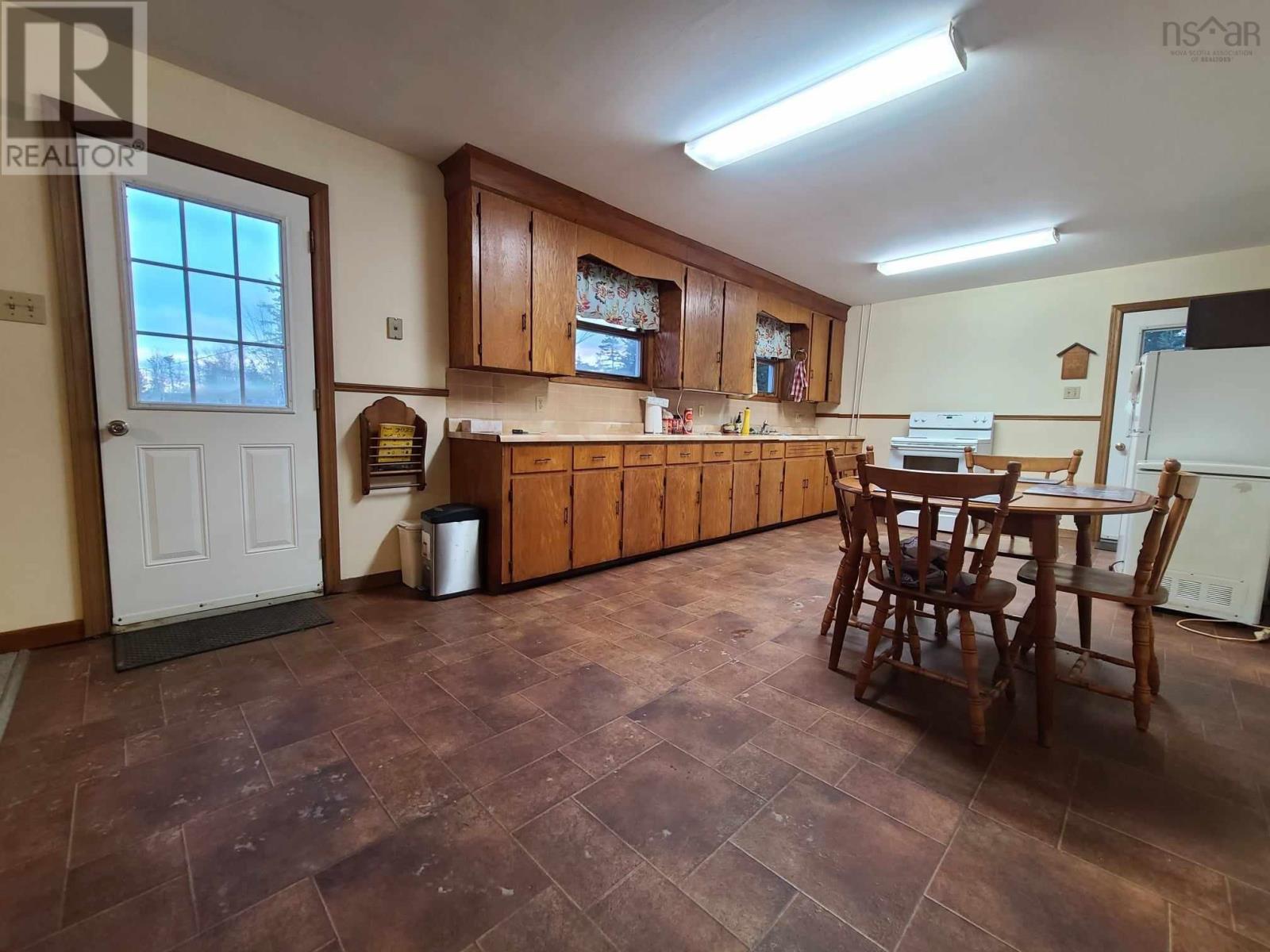 333 Hiram Lynds Road
