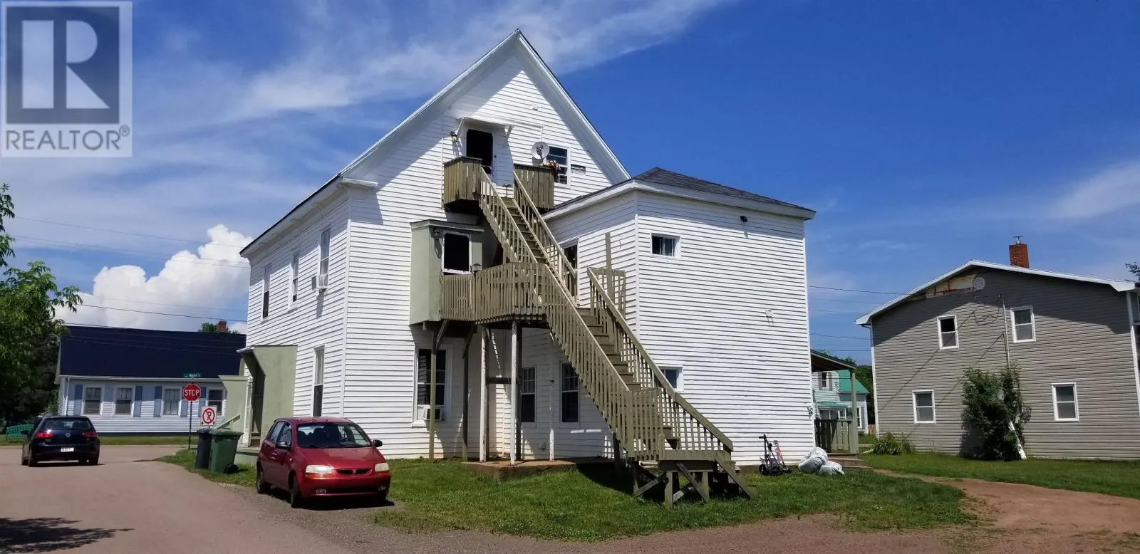 2 Wood Lane