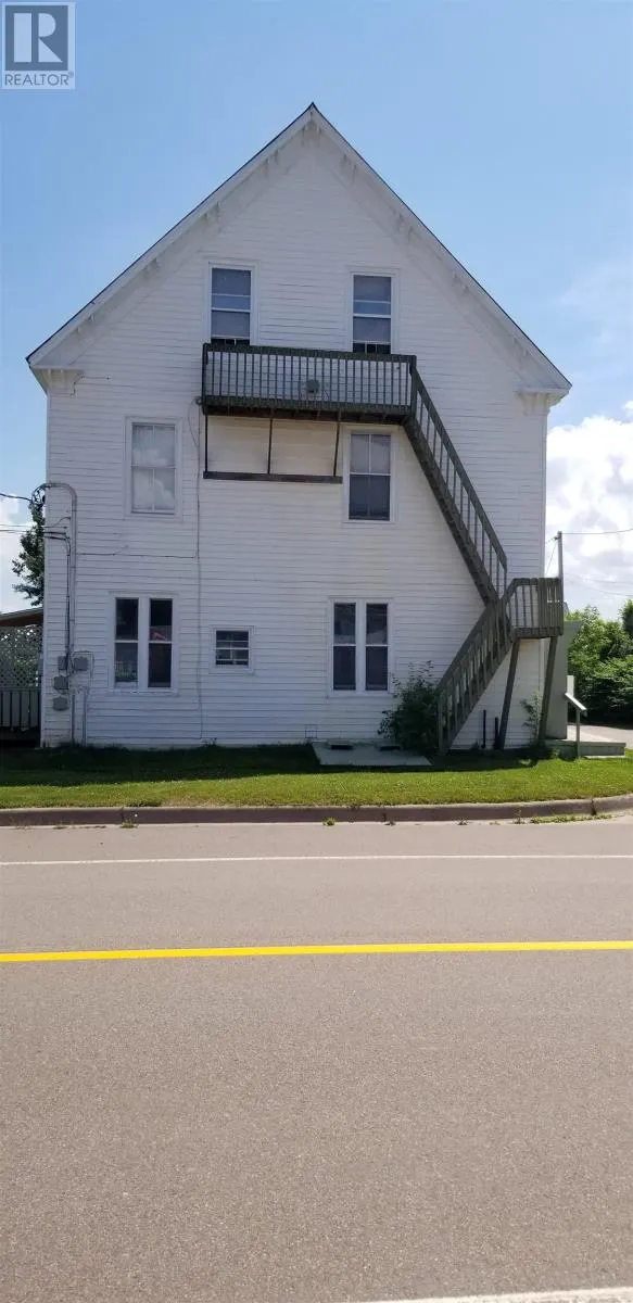 2 Wood Lane