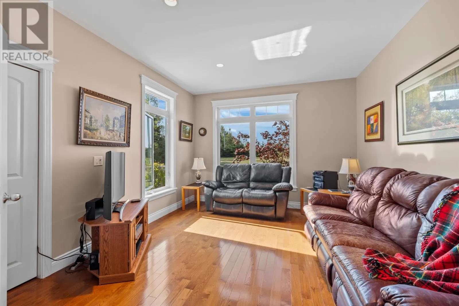 110 Alexander Crescent
