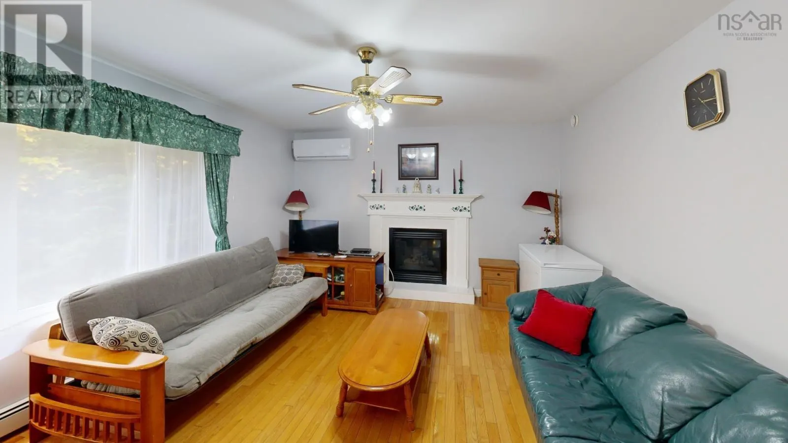 15 Kara Court