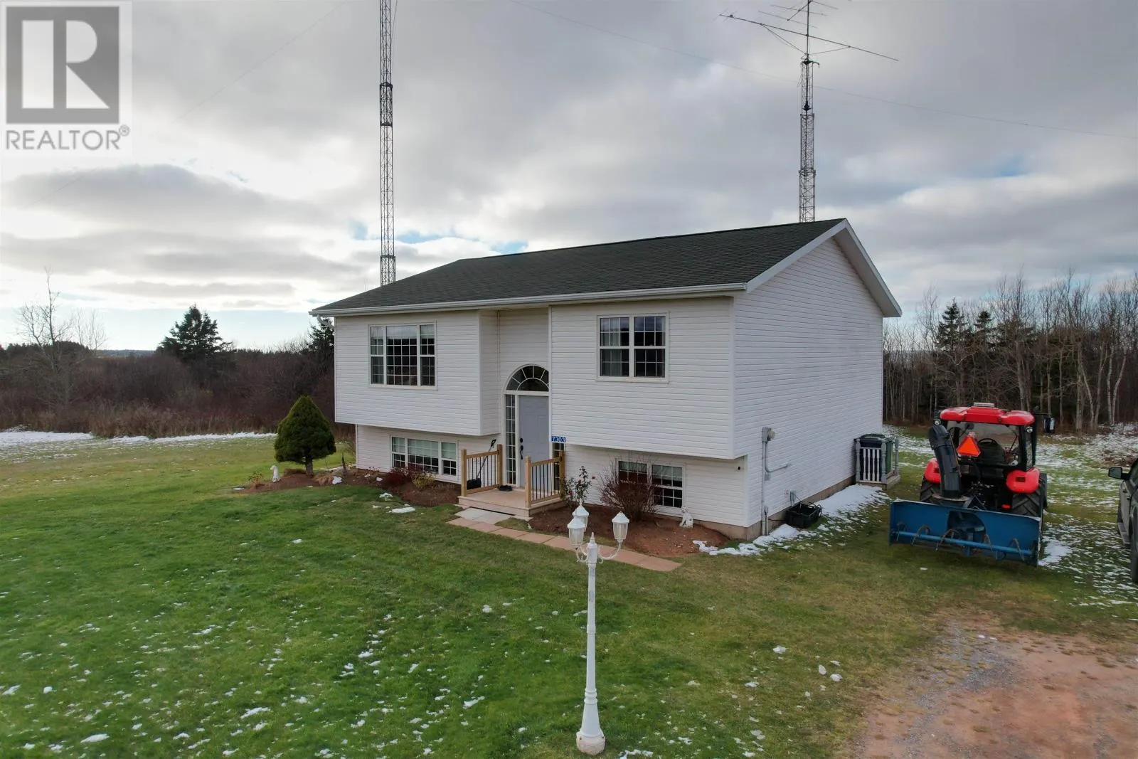 7303 RTE 14|7307