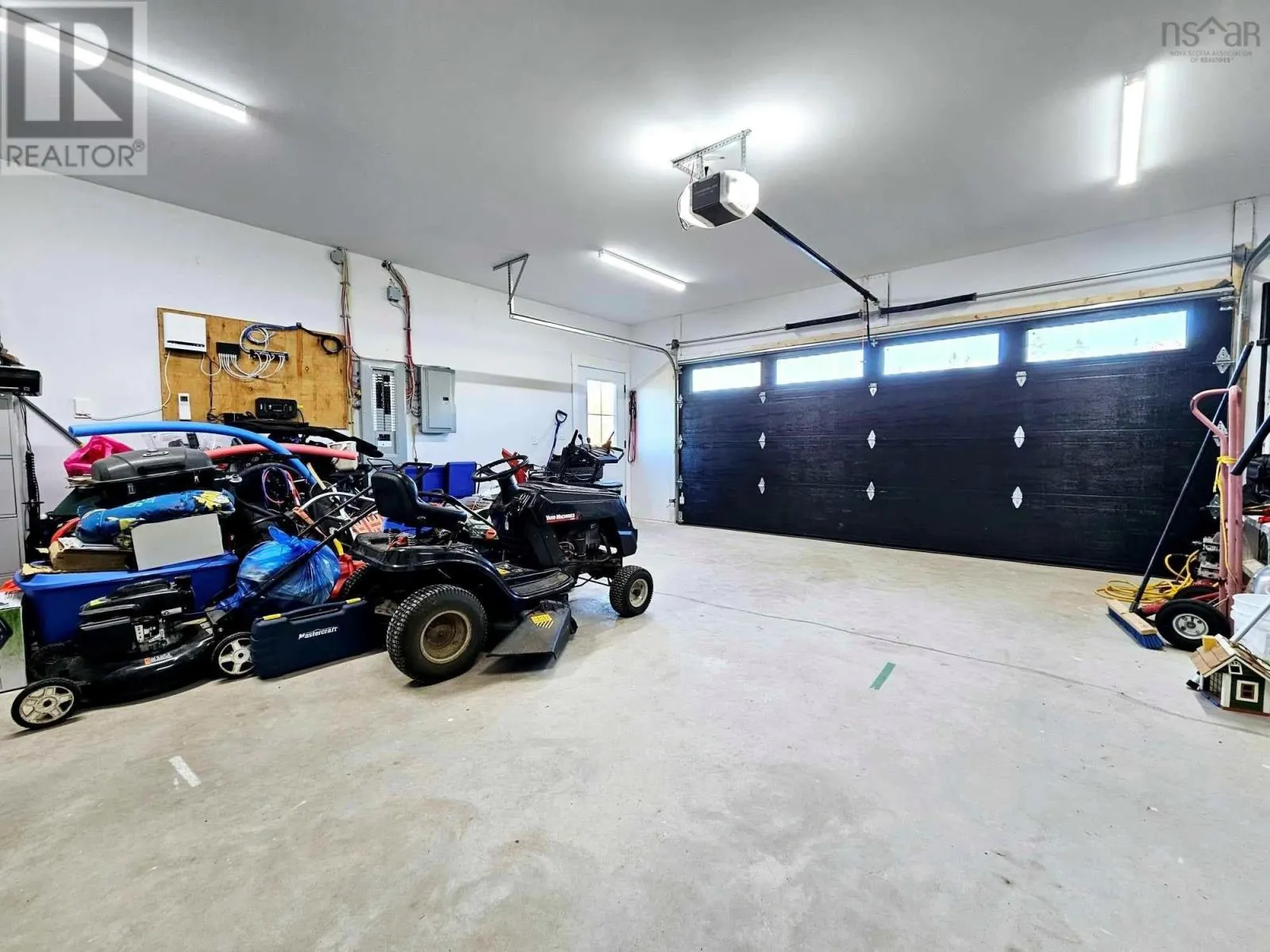 236 Runway Court