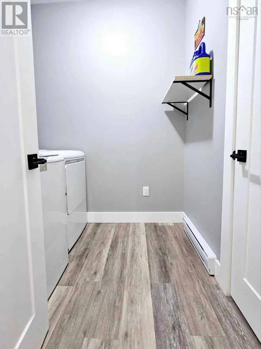 236 Runway Court