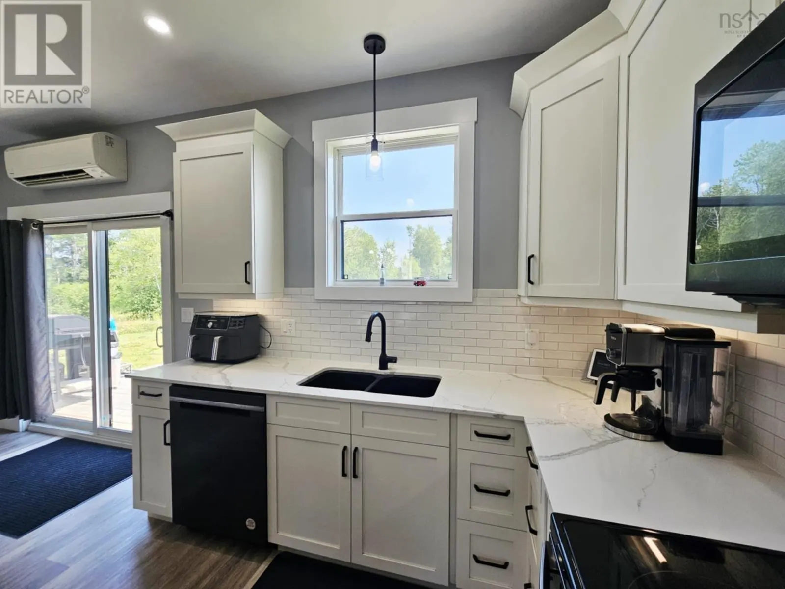 236 Runway Court
