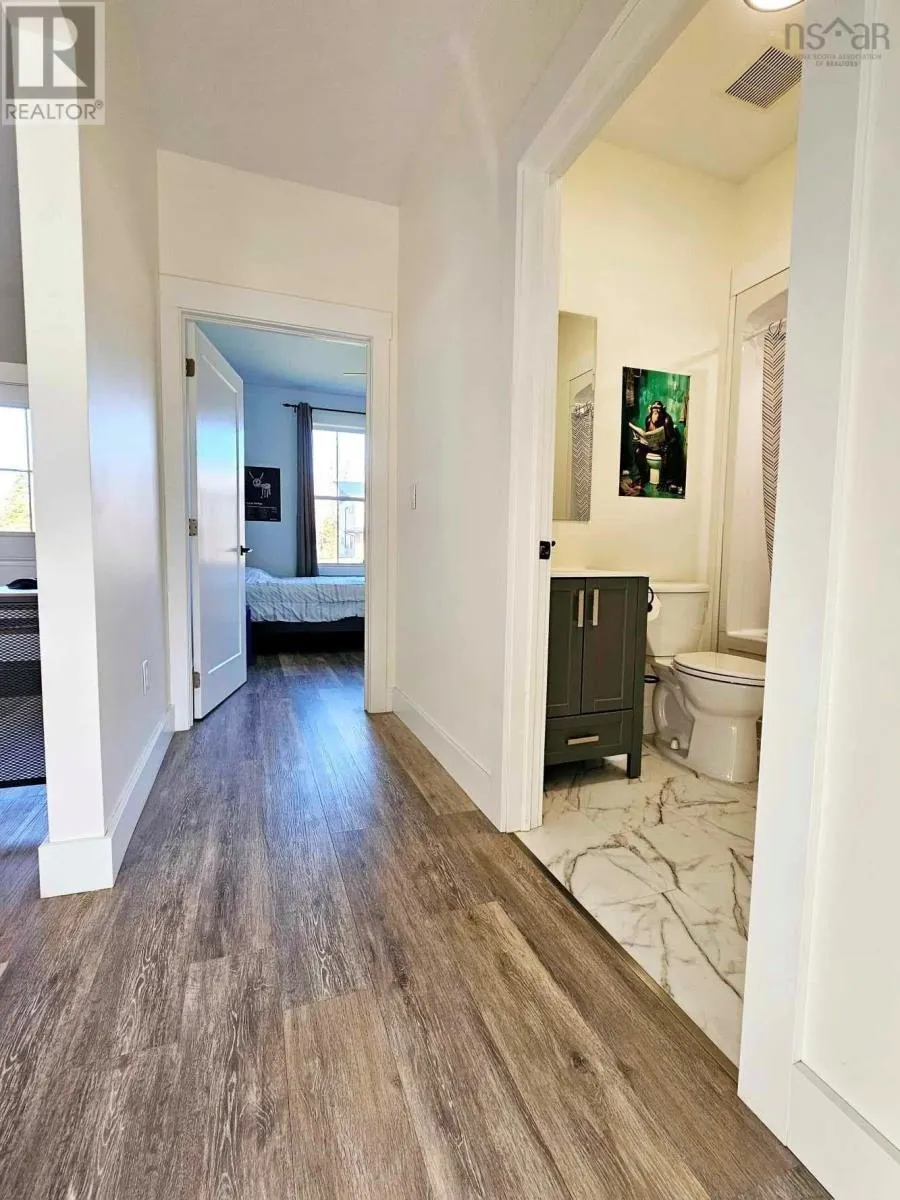 236 Runway Court