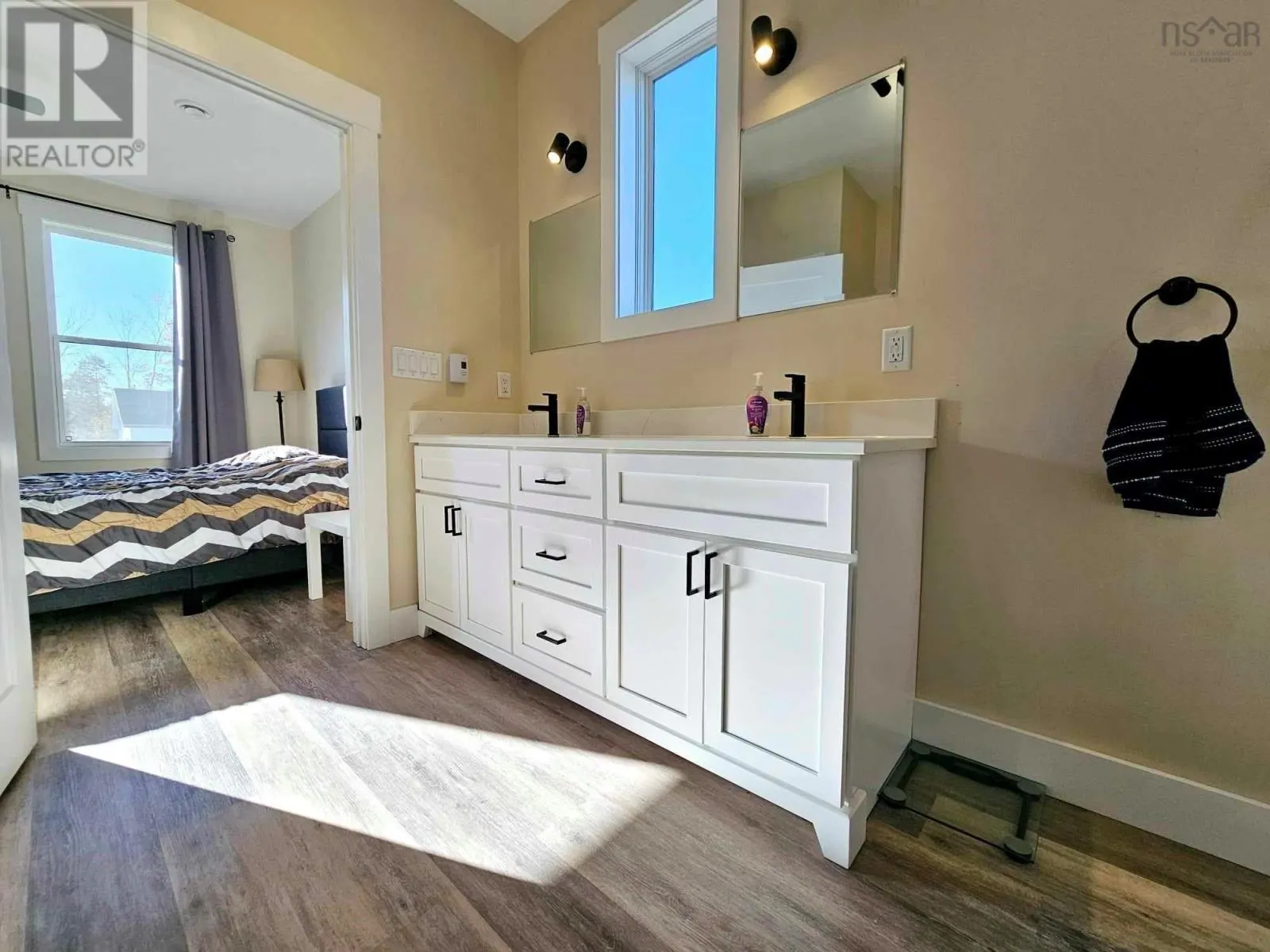 236 Runway Court
