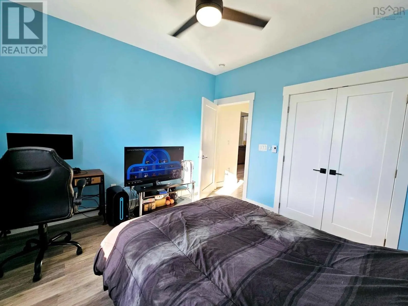 236 Runway Court