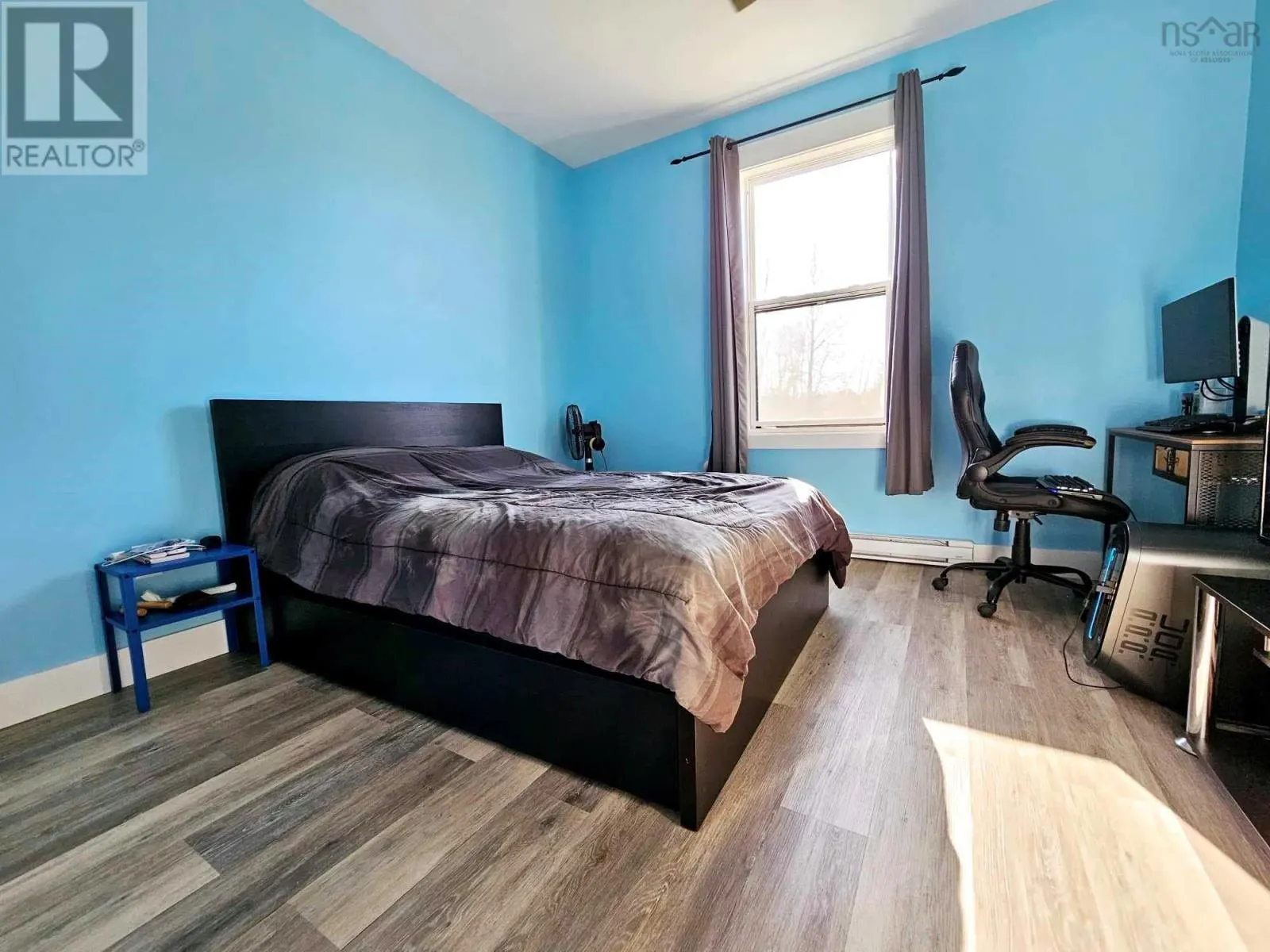 236 Runway Court