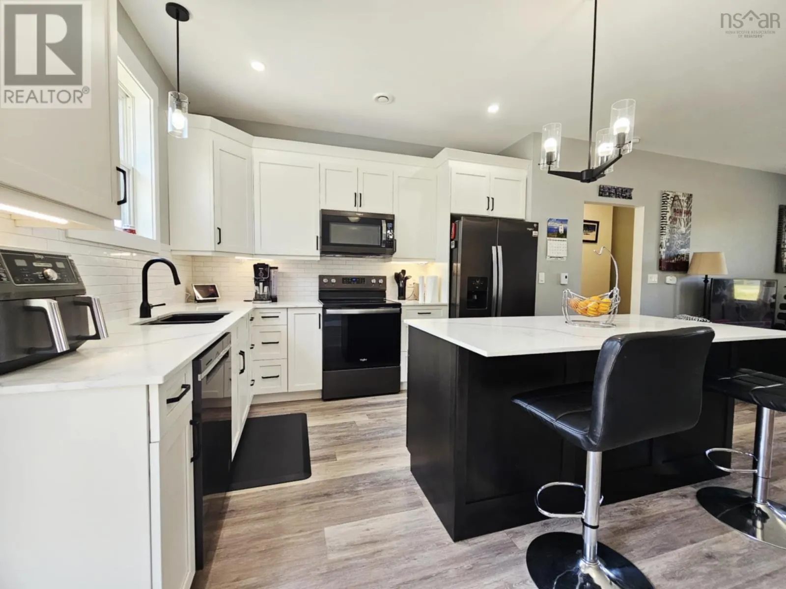 236 Runway Court