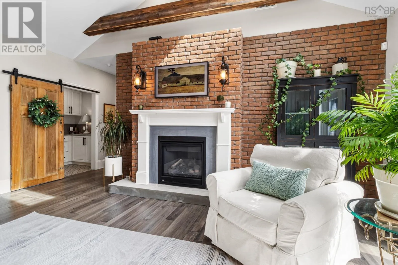 561 Heddas Way