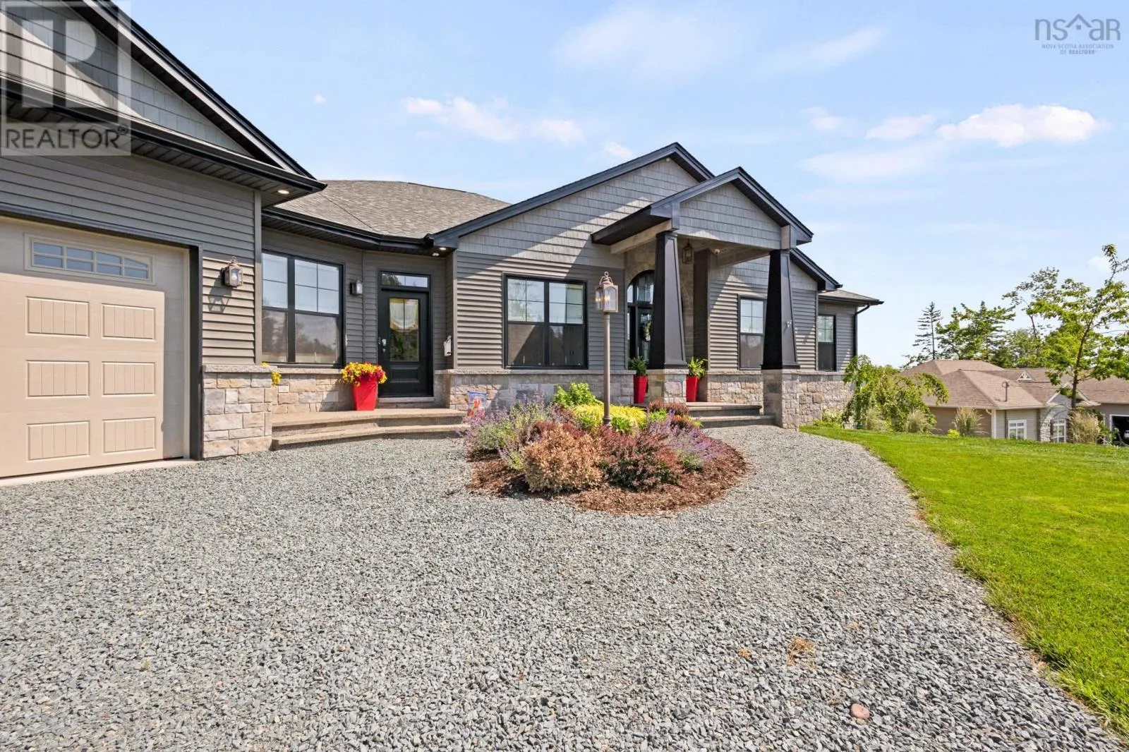 561 Heddas Way