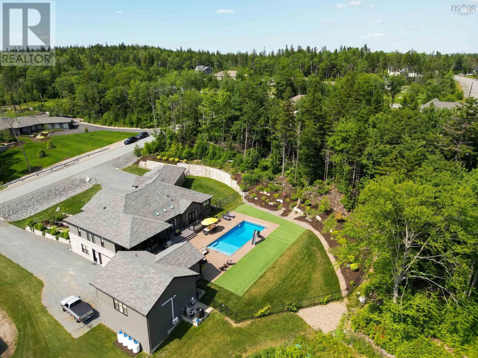 561 Heddas Way