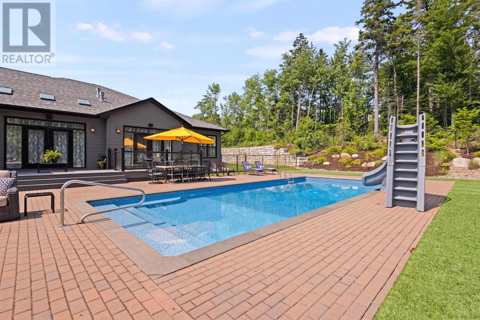 561 Heddas Way