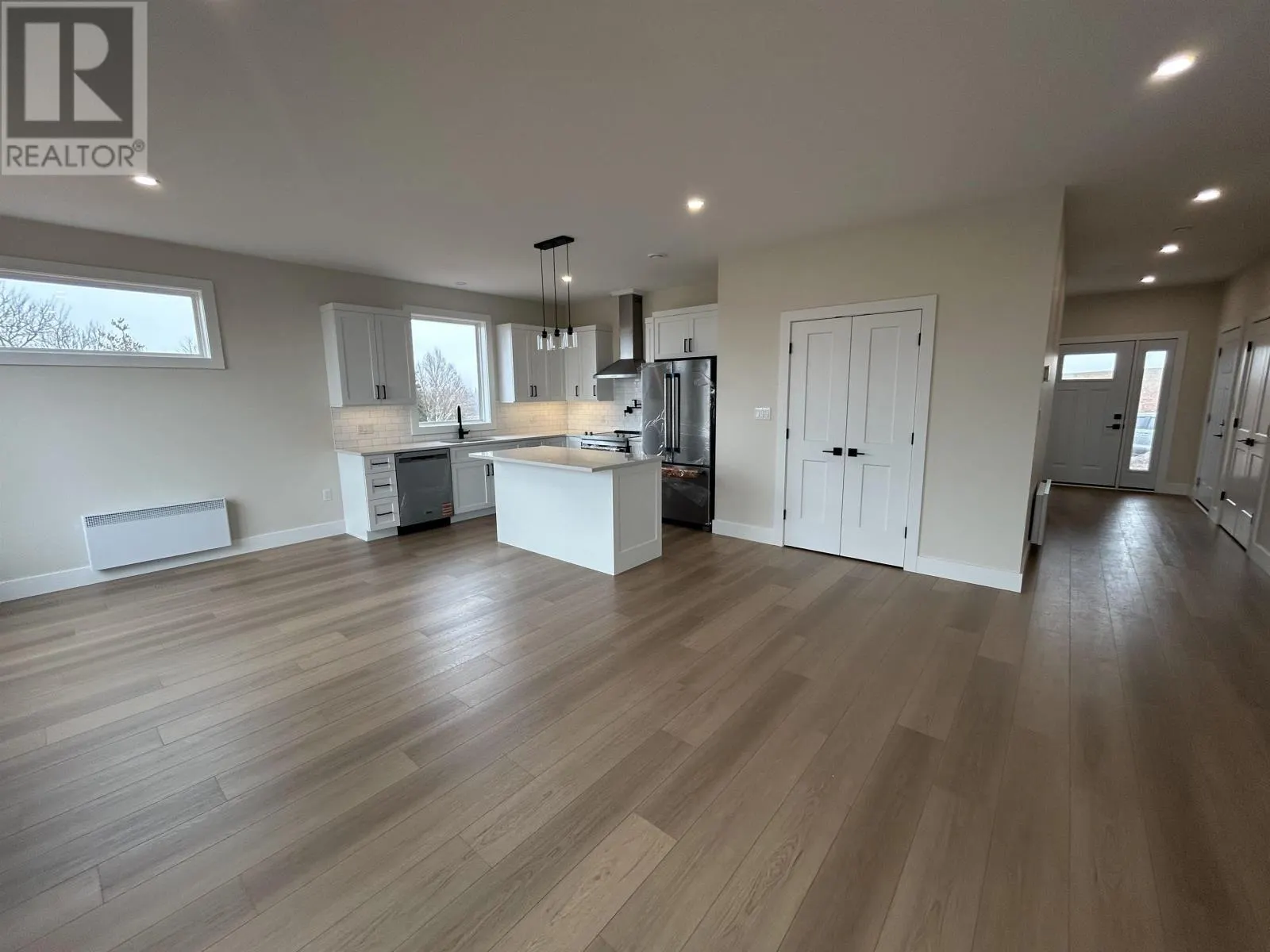 1374 Kingston Road|RTE 235