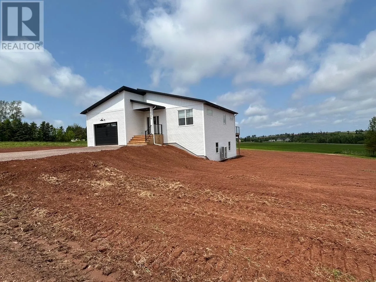 1374 Kingston Road|RTE 235
