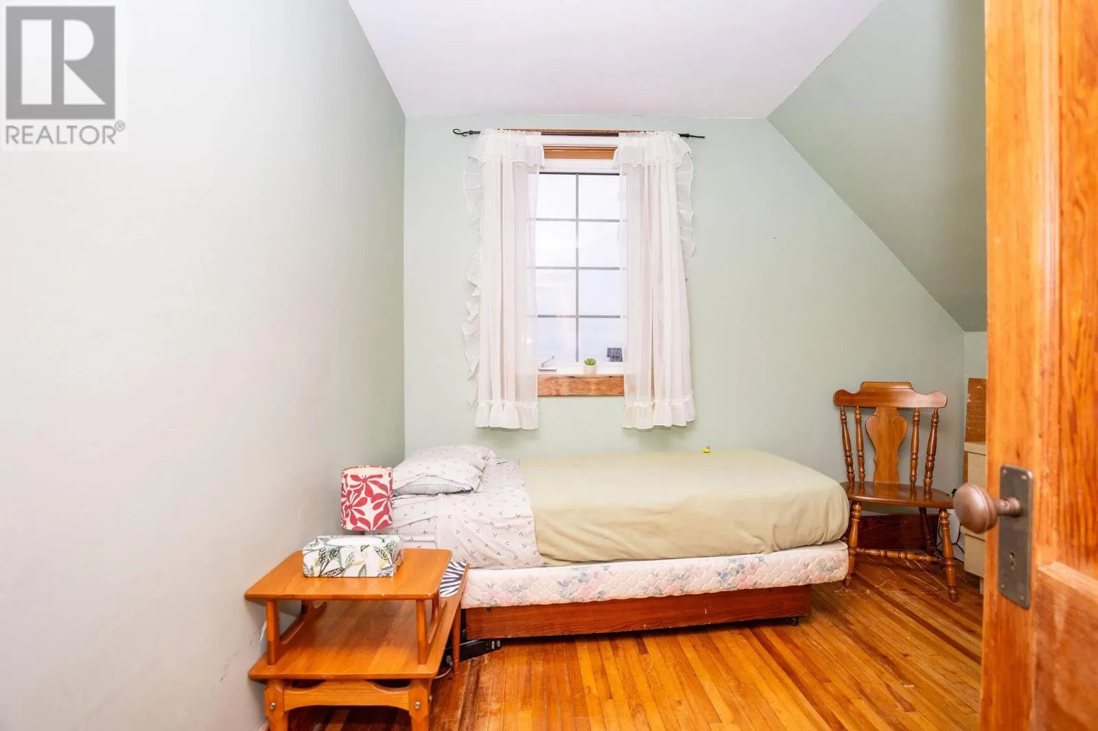 496 ELMIRA Road