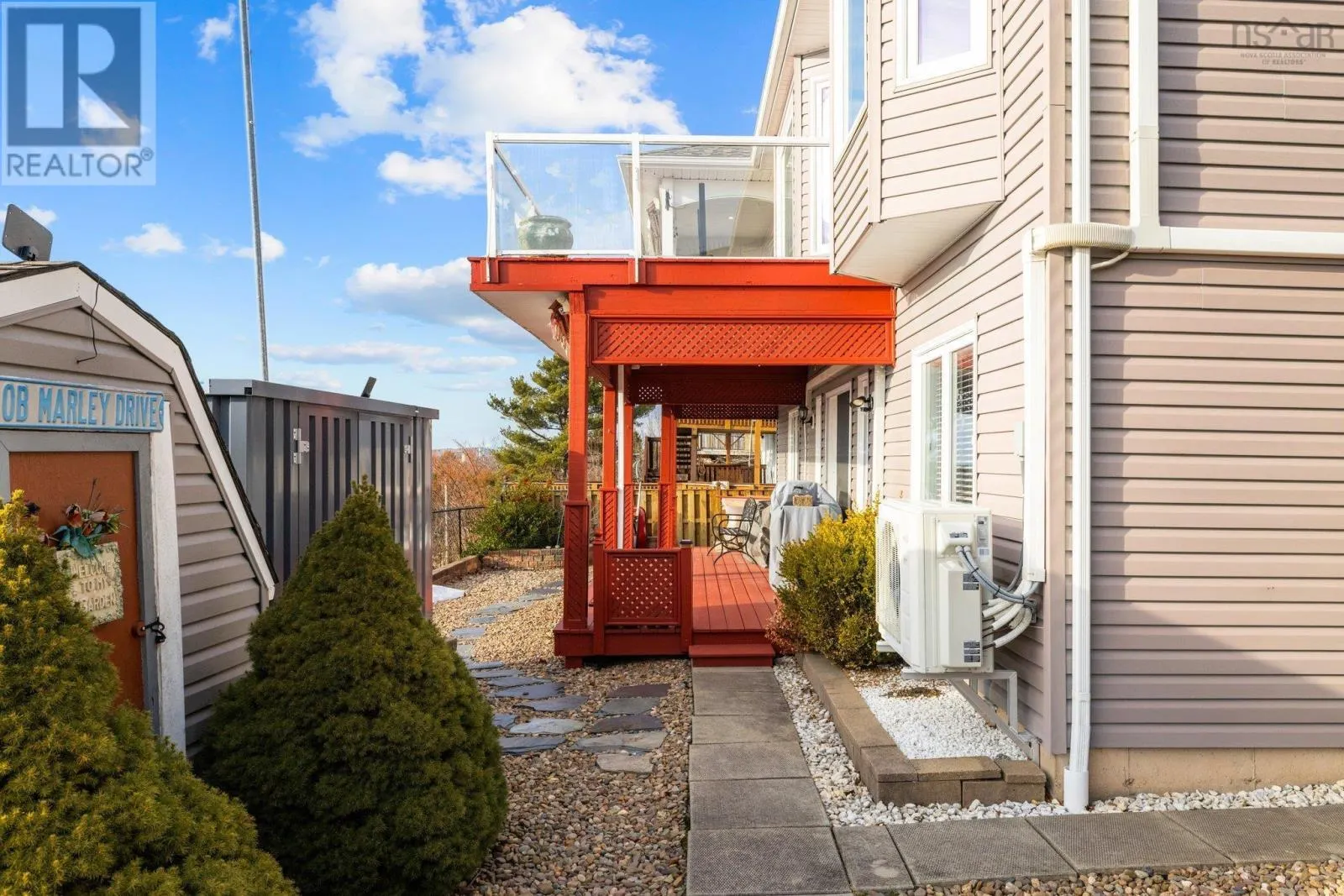 70 Gourok Avenue